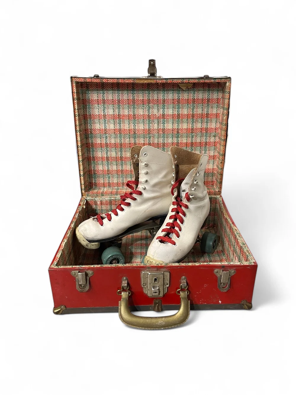 Vintage Arrow Roller Skates with Metal Carrying Case — Wall Star